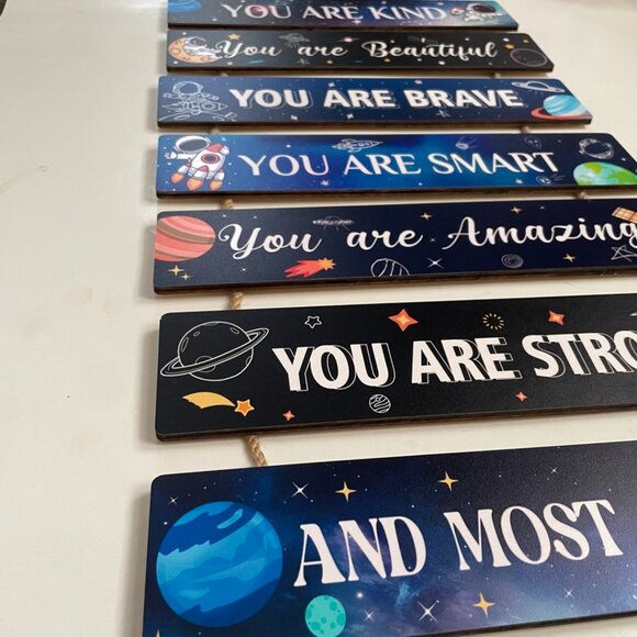 Positive Affirmation Signs Wall Hanging - Picture 3 of 6